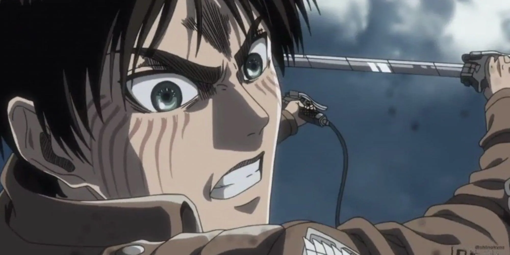 Eren Jaeger trong hình dạng Titan Tiến Công đầy đe dọa