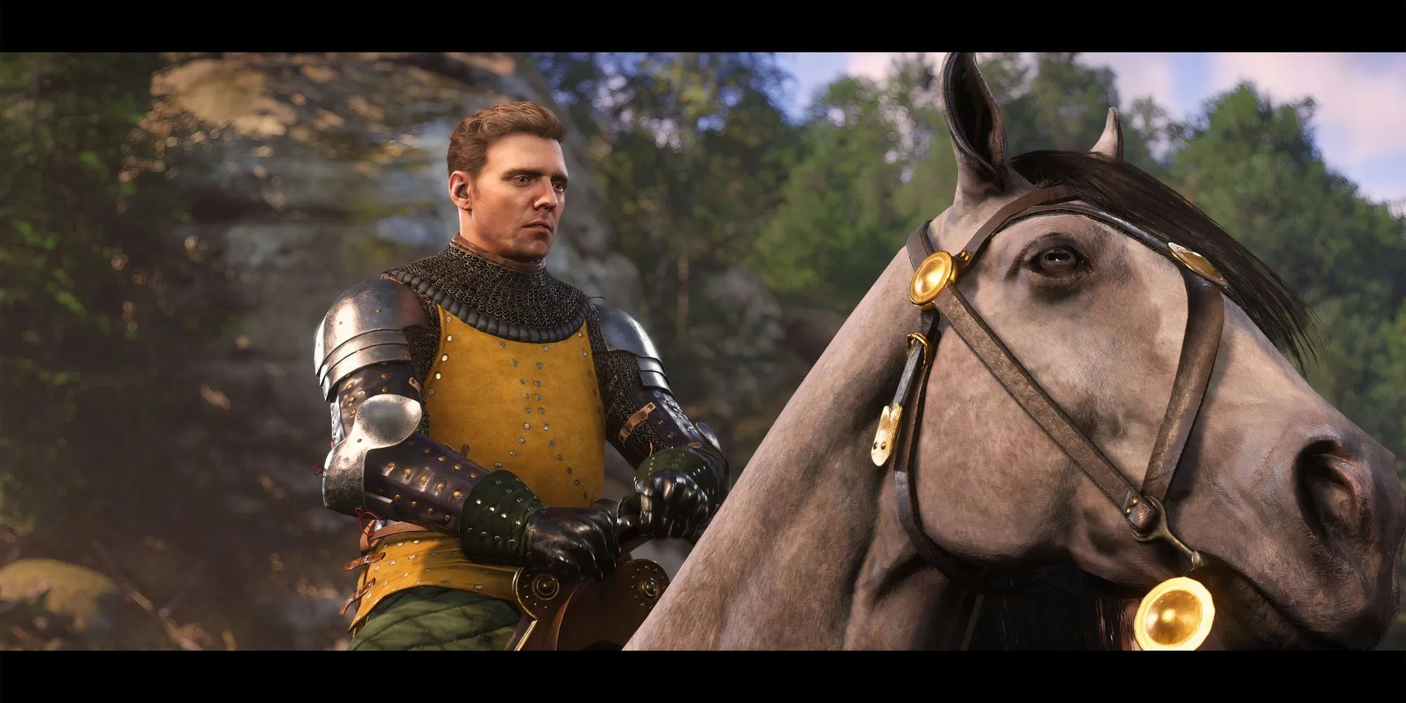 Henry cưỡi ngựa Pebbles và cùng nhóm bạn cắm trại ở đầu game Kingdom Come Deliverance 2, thể hiện tầm quan trọng của đồng hành trong sinh tồn
