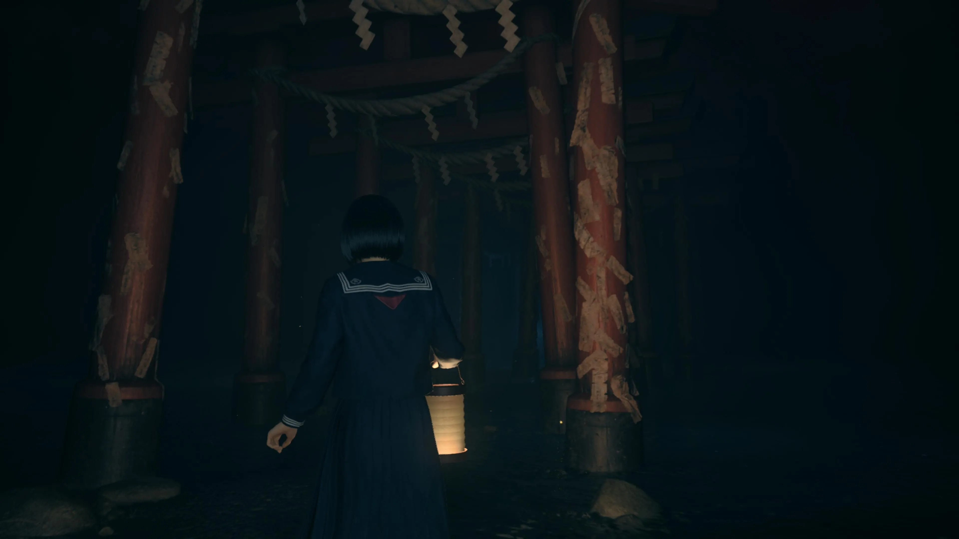 Biểu tượng và chủ đề phụ nữ được lặp lại xuyên suốt game