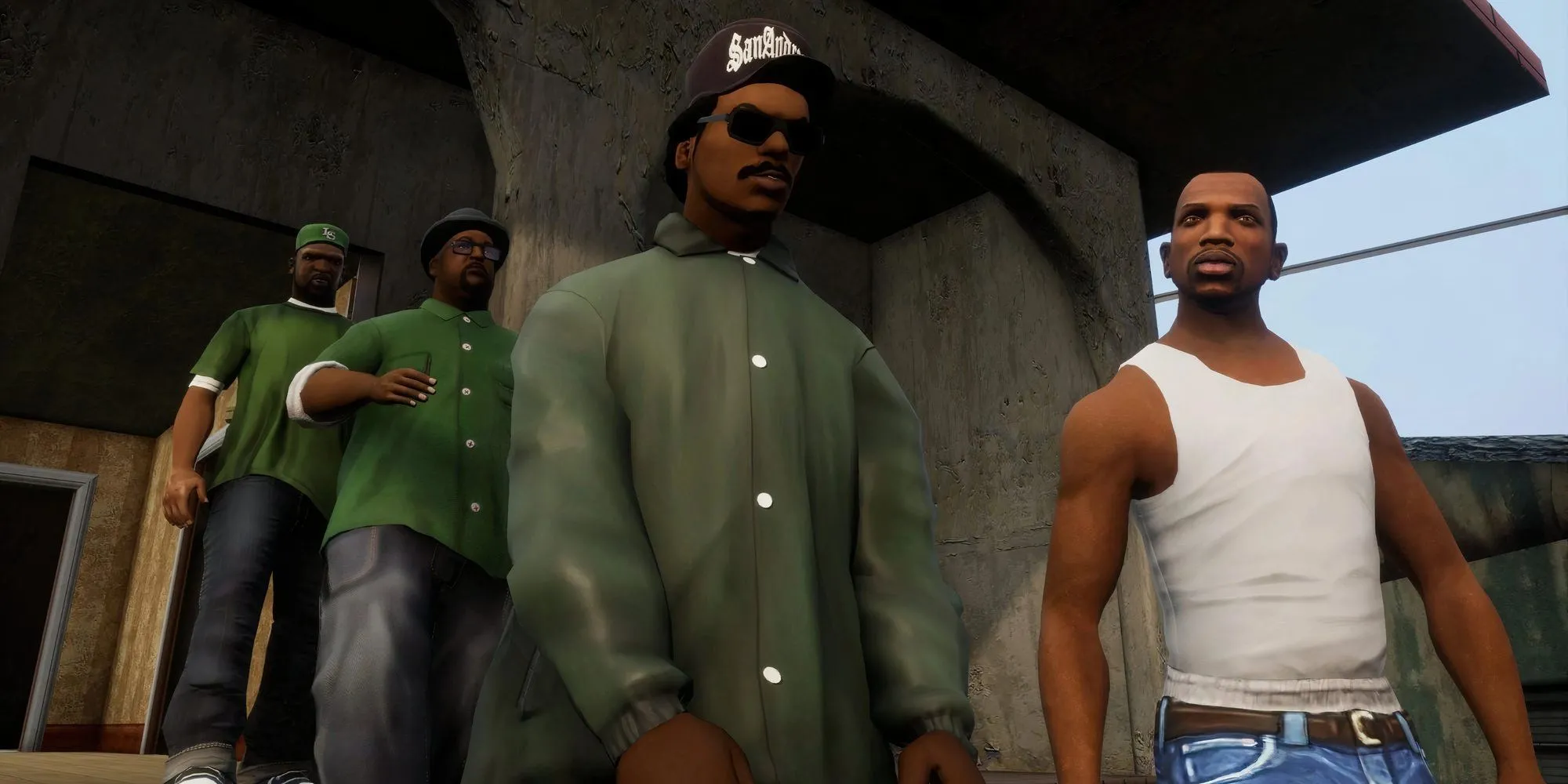 Cảnh từ Grand Theft Auto: San Andreas cho thấy nhân vật chính rời khỏi một cấu trúc đá, minh họa phạm vi khám phá rộng lớn của game