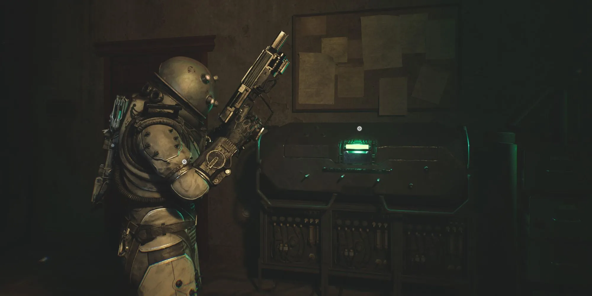 Dagger PS-3713 — pistol tự động, vũ khí được khuyên dùng nhất trong Cronos: The New Dawn