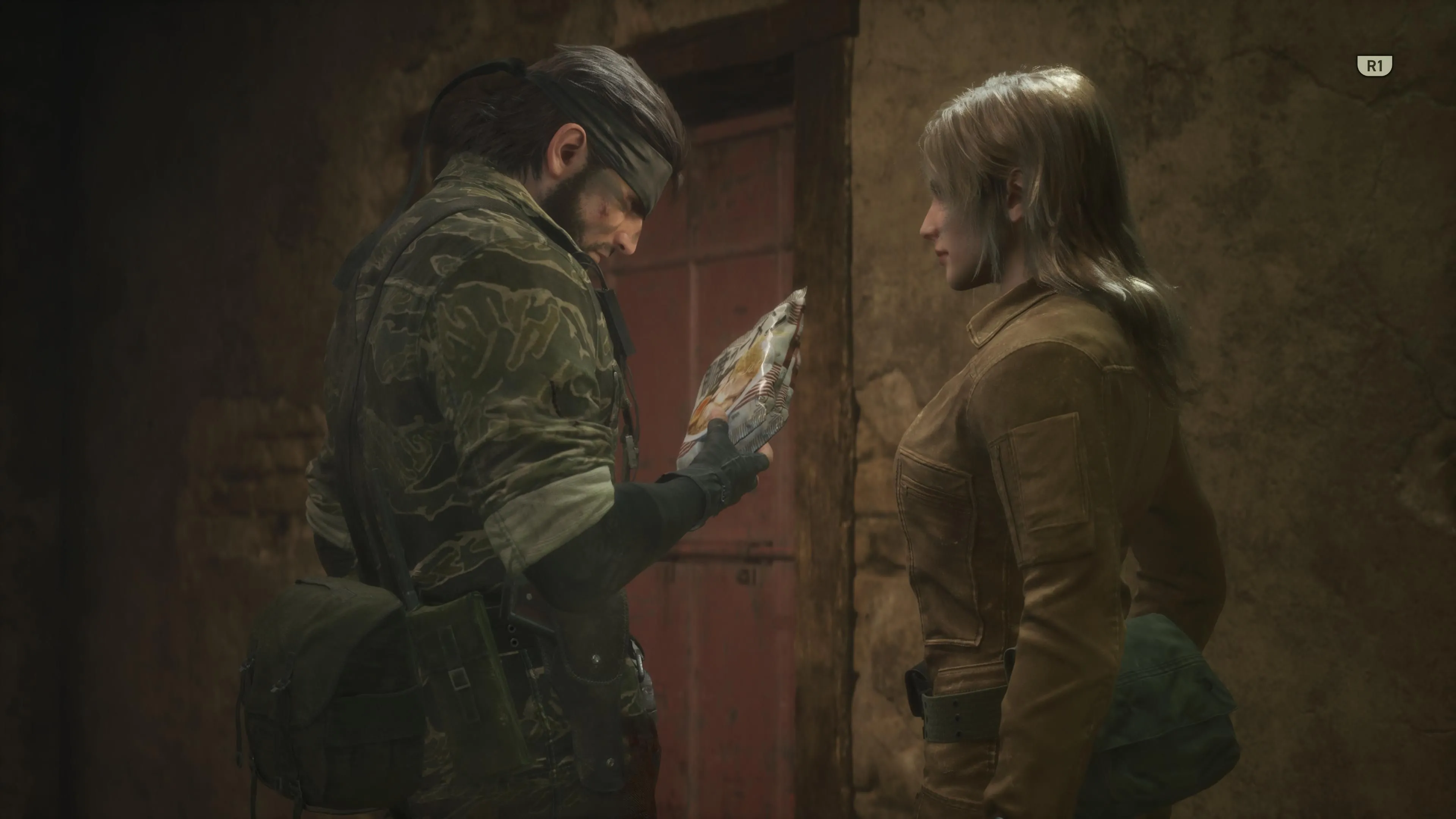 Naked Snake trong rừng — hình ảnh chơi thực tế cho thấy nỗ lực làm mới đồ họa bằng engine hiện đại
