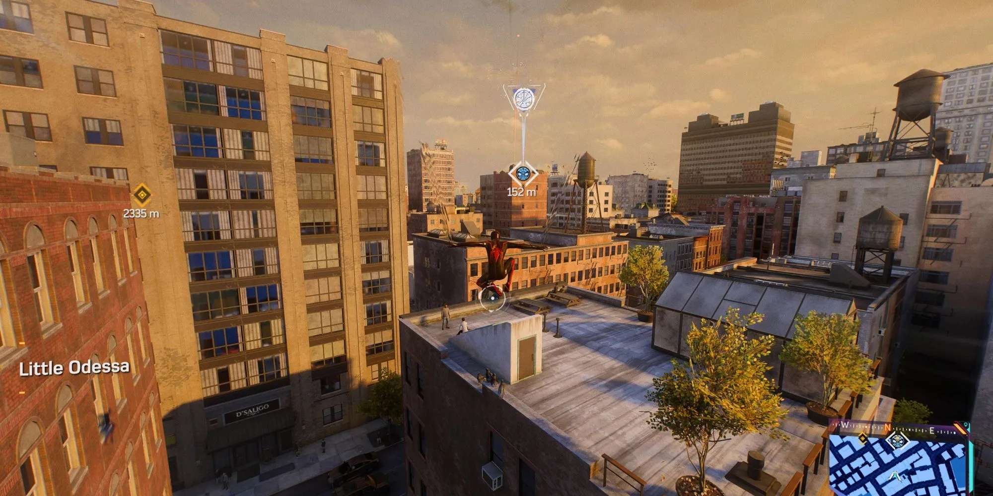Spider-Man 2 tung web trên thành phố New York trong trò chơi