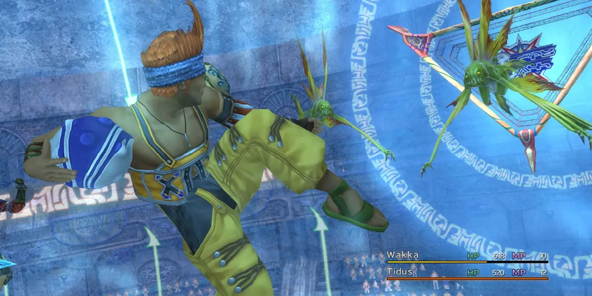 Wakka tung cú sút trong sân Blitzball của Final Fantasy X; cảnh tượng minh họa minigame nổi tiếng trong game